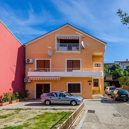 Apartment Mare 3 *